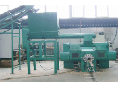 求購(gòu)生物質(zhì)能節(jié)煤技術(shù)生物質(zhì)壓塊機(jī)