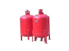 求購節(jié)水施肥罐