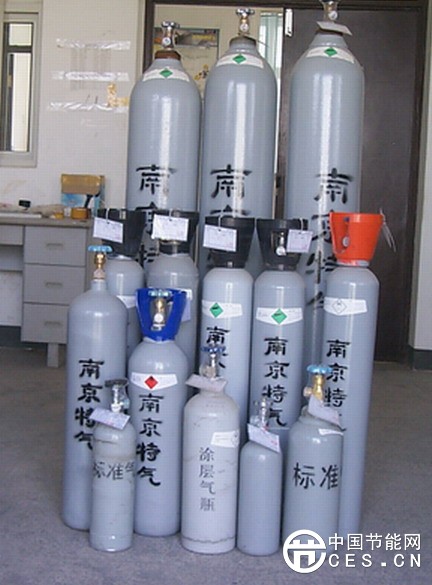 標(biāo)準(zhǔn)氣體有40L3只和10L8L4L瓶