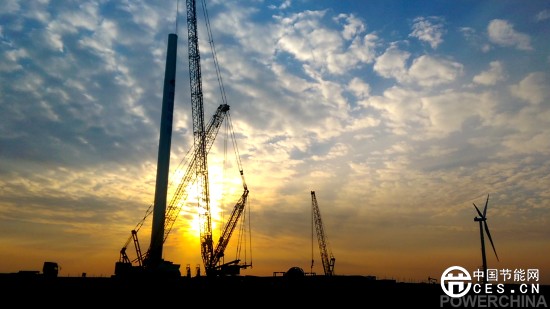 天津南港海上風(fēng)電項(xiàng)目首批機(jī)組發(fā)電 年節(jié)約標(biāo)煤6萬噸