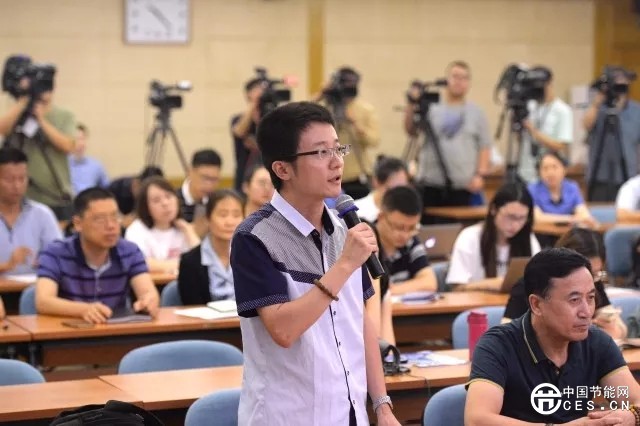 國家發(fā)展改革委舉行專題新聞發(fā)布會 介紹創(chuàng)新和完善促進綠色發(fā)展價格機制有關(guān)情況