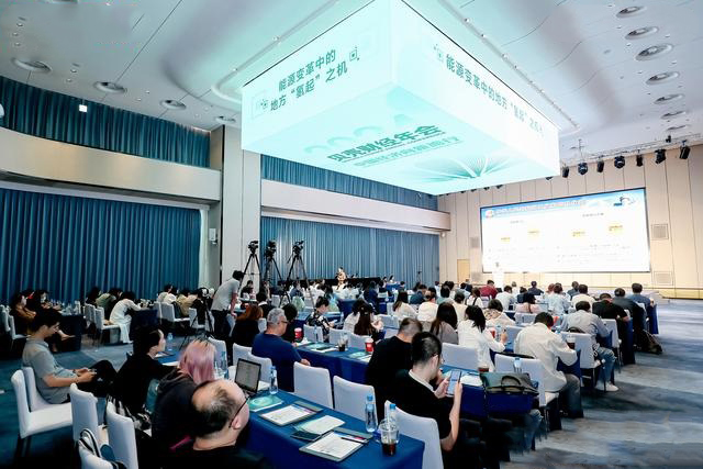 氫能產(chǎn)業(yè)迎來(lái)發(fā)展熱潮，如何規(guī)模化應(yīng)用仍待解