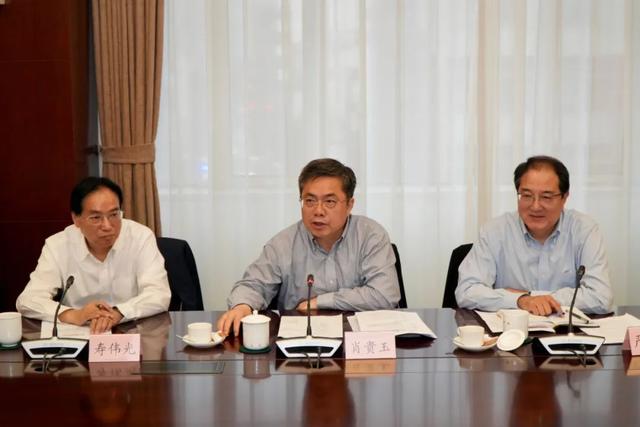 上海市政協(xié)舉行重點(diǎn)課題調(diào)研座談會(huì)：關(guān)注甲醇綠色認(rèn)證，助力清潔燃料布局