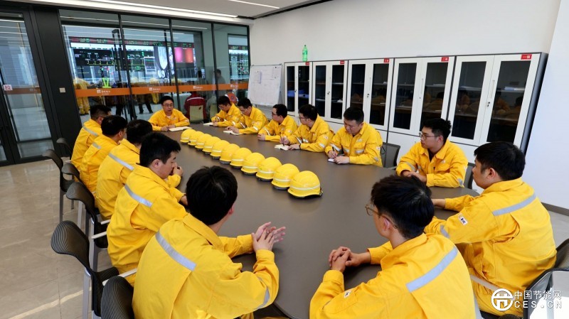 “疆電入渝”首臺1000MW煤電機組順利并網(wǎng)