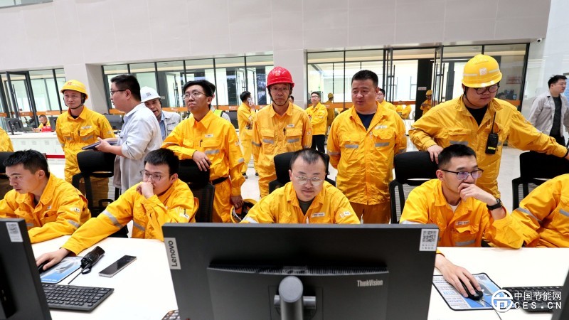 “疆電入渝”首臺1000MW煤電機組順利并網(wǎng)