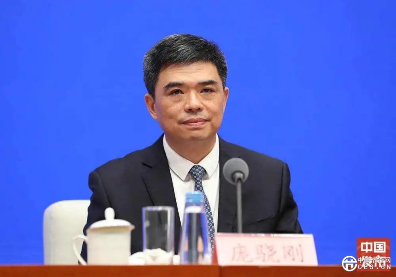 國新辦舉行新聞發(fā)布會 介紹“深化提升‘獲得電力’服務(wù)水平 全面打造現(xiàn)代化用電營商環(huán)境”有關(guān)情況 國新辦舉行新聞發(fā)布會 介紹“深化提升‘獲得電力’服務(wù)水平 全面打造現(xiàn)代化用電營商環(huán)境”有關(guān)情況