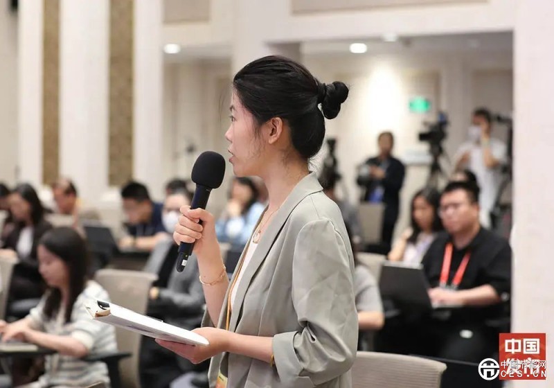 國新辦舉行新聞發(fā)布會 介紹“深化提升‘獲得電力’服務(wù)水平 全面打造現(xiàn)代化用電營商環(huán)境”有關(guān)情況 國新辦舉行新聞發(fā)布會 介紹“深化提升‘獲得電力’服務(wù)水平 全面打造現(xiàn)代化用電營商環(huán)境”有關(guān)情況