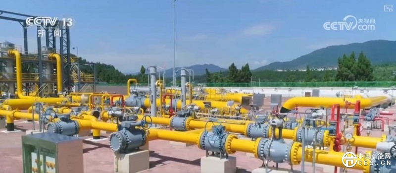 能源“大動(dòng)脈”跨越式提升夯實(shí)經(jīng)濟(jì)“硬支撐” 經(jīng)濟(jì)發(fā)展“綠色引擎”動(dòng)力更足