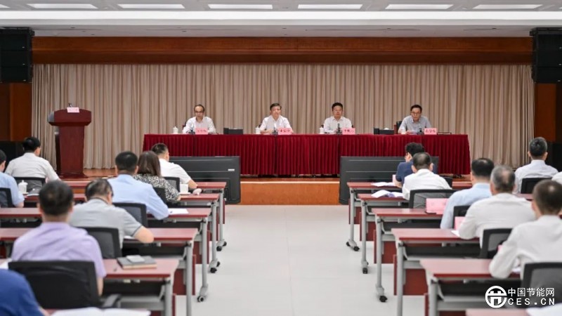 國家能源局召開新一輪“獲得電力”政策文件宣貫會(huì)議 國家能源局召開新一輪“獲得電力”政策文件宣貫會(huì)議