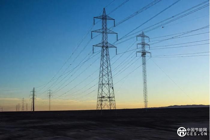 新能源裝機(jī)狂飆，電網(wǎng)安全告急！構(gòu)網(wǎng)技術(shù)能否破局？