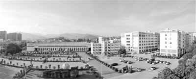 圖為龍凈環(huán)保公司全景