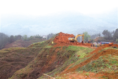 新的垃圾場(chǎng)開始施工