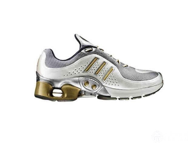 科技引領(lǐng)生活 談?wù)勚悄艽┐髋c科學(xué)運(yùn)動