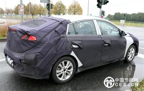 現(xiàn)代Ioniq諜照曝光 插電混動版或于2017年亮相