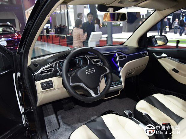 眾泰電動車芝麻E30補貼后僅3.28萬元 續(xù)航里程超過150公里