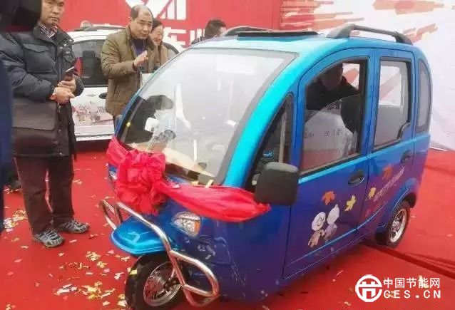 富路電動(dòng)車圖片