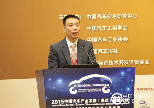 吳堅:加強自主創(chuàng)新,推進節(jié)能與新能源技術(shù)