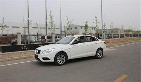 電動(dòng)化+智能化潮流席卷北京車展，誰造未來汽車？