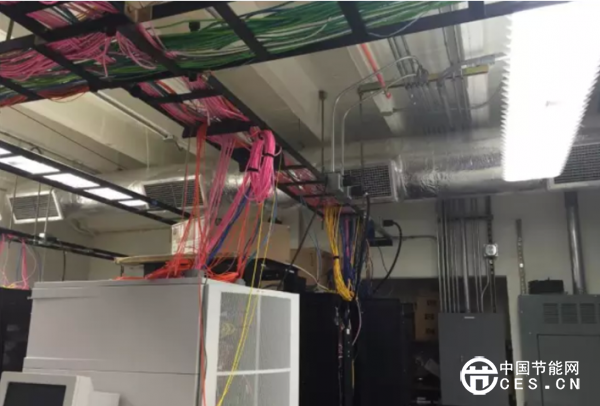 現(xiàn)實(shí)中的數(shù)據(jù)中心