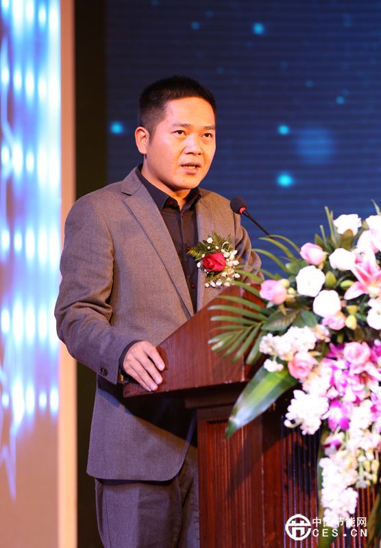 廈門強(qiáng)力巨彩光電科技有限公司總經(jīng)理周國華