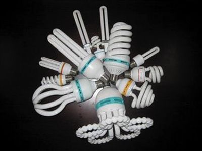 中國無熒光燈汞含量強(qiáng)制性標(biāo)準(zhǔn)，導(dǎo)致燈具含汞量高低差別很大。