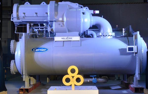 開(kāi)利發(fā)布新型19XR鼎酷?3000冷噸雙級(jí)離心式冷水機(jī)組