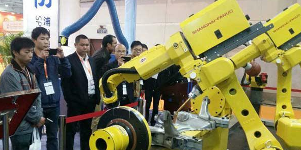 會(huì)下廚會(huì)手術(shù)會(huì)自我學(xué)習(xí) 機(jī)器人里的“湖南人”都了得