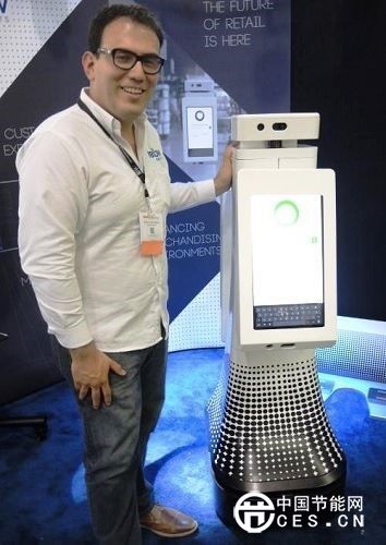 Marco Mascorro與他的零售業(yè)用機器人